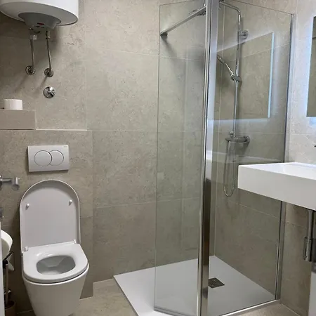Laganini Apartman *